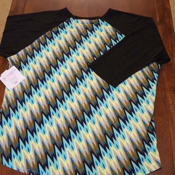 Randy Tee - Picture 5 of 5